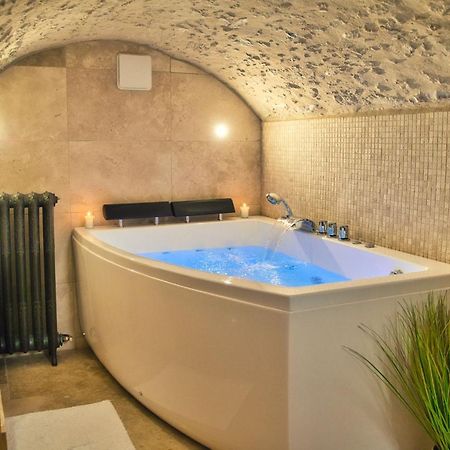 L'Oxalis Villa, Sauna Et Jaccuzi Privatif Bullion Extérieur photo